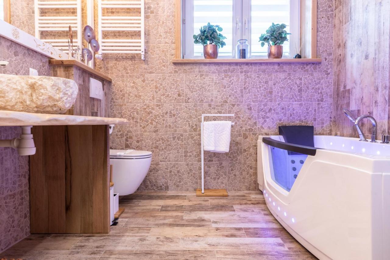 Bunia W Zakopanem Z Jacuzzi Daire Dış mekan fotoğraf