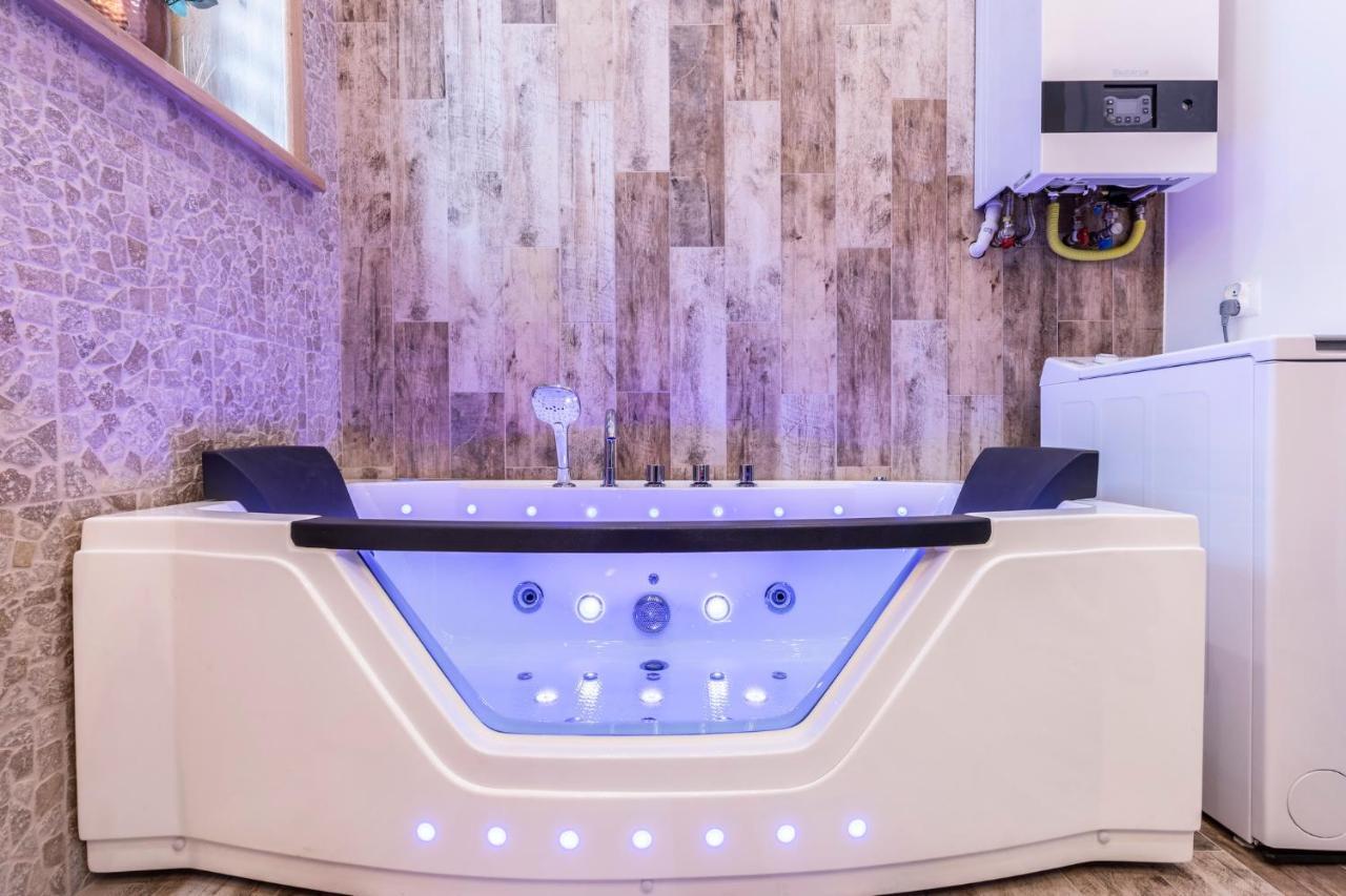 Bunia W Zakopanem Z Jacuzzi Daire Dış mekan fotoğraf