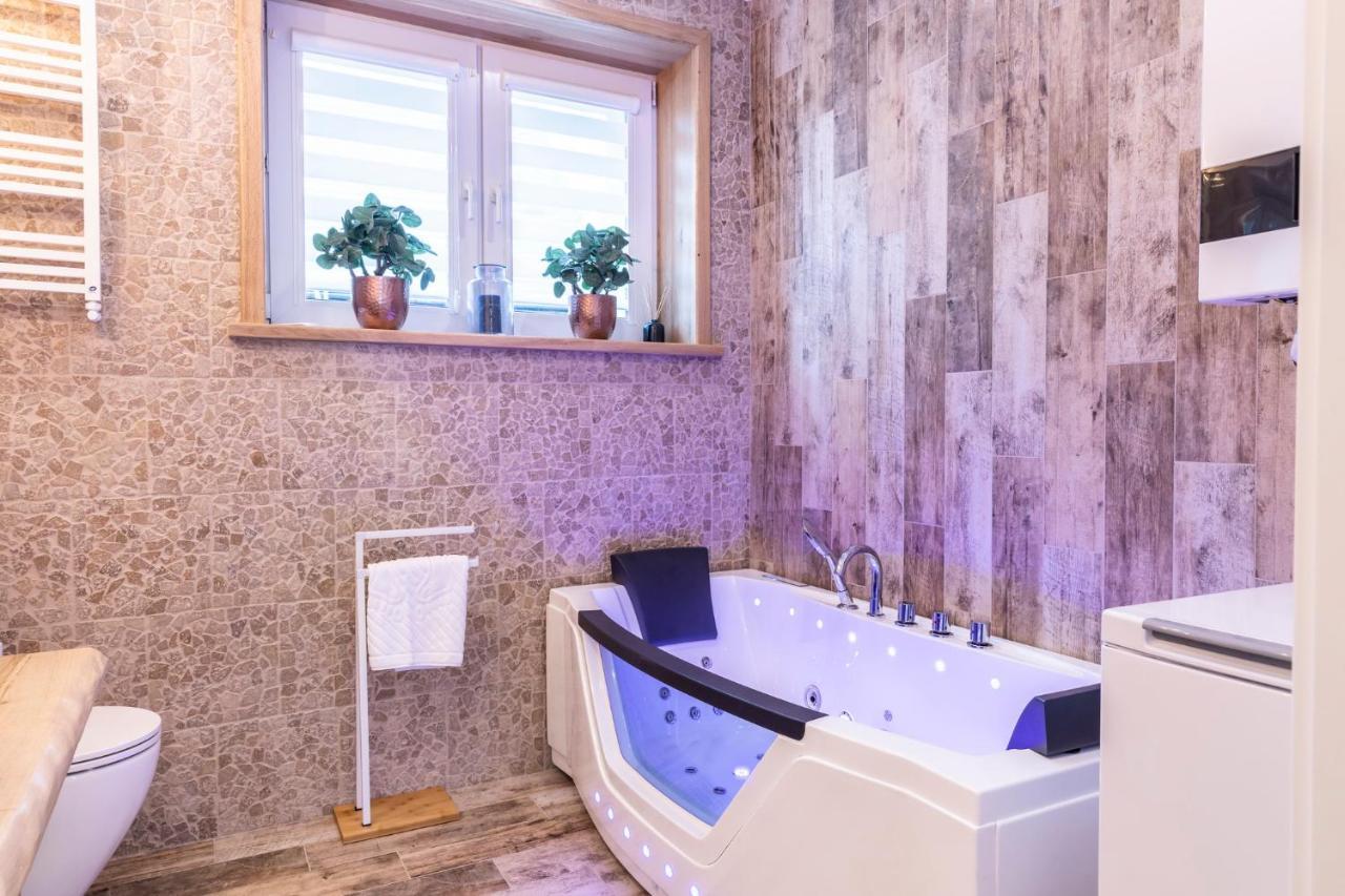 Bunia W Zakopanem Z Jacuzzi Daire Dış mekan fotoğraf